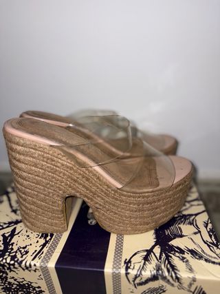 Sandalias de esparto con plataforma