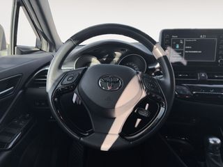 Toyota C-HR 1.8 125H Advance 90 kW (122 CV)
