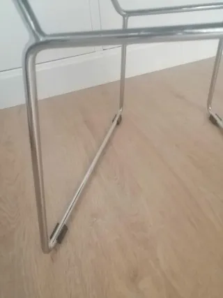 Silla metálica con cojín