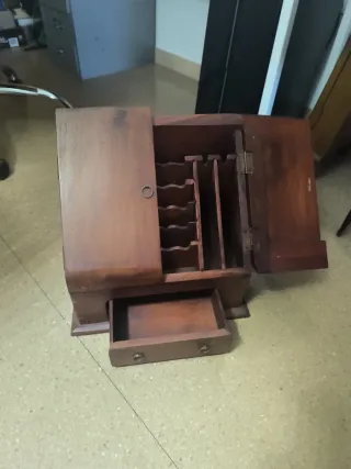 Mueble escritorio de madera