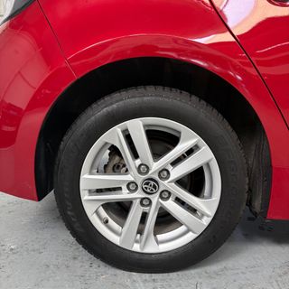 Toyota Corolla 1.8 125H ACTIVE TECH E-CVT