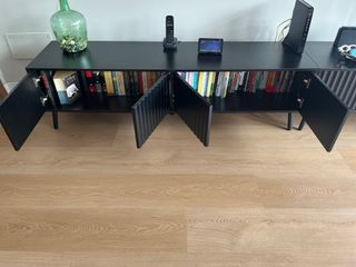 Mueble TV negro