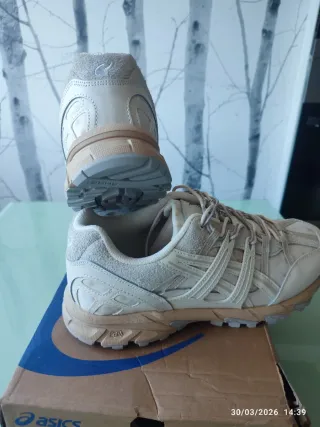 Zapatillas Asics Gel Sonoma 15-50 Crema Hombre