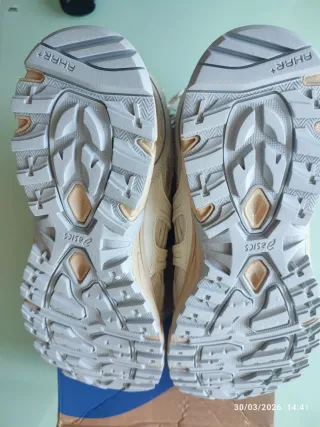 Zapatillas Asics Gel Sonoma 15-50 Crema Hombre