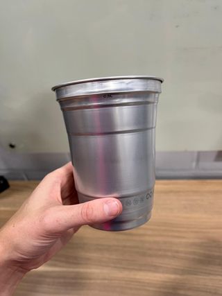 Vasos de aluminio reutilizables USA