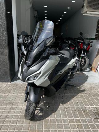 Honda Forza 125