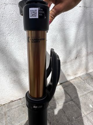 Horquilla Rockshox 2022 FACTORY SC SERIES 32 FLOA