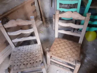 10 Sillas de Madera de Morera y Cuerda