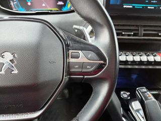 Peugeot 3008 Hybrid 225 e-EAT8 Allure