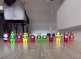 Collezione di figure Among Us con 11 personaggi.