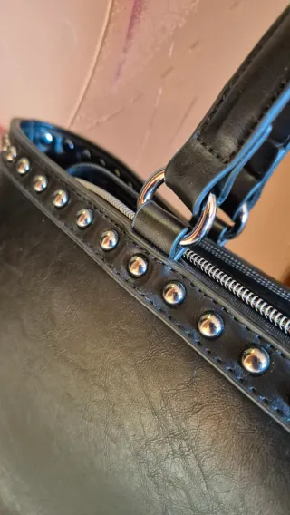 Borsa Bata Donna Nera con Borchie