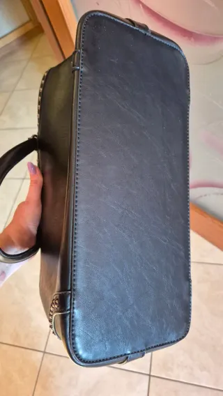 Borsa Bata Donna Nera con Borchie