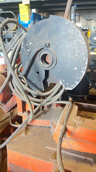 Sierra de corte industrial FABIS 300