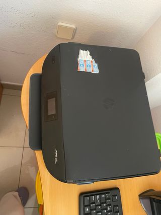 Impresora HP Envy 5548 Negra Sin caja ni cartuchos