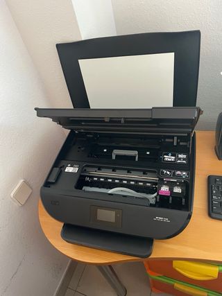 Impresora HP Envy 5548 Negra Sin caja ni cartuchos