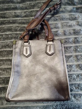 Bolso mano y bandolera Abbacino marrón/plata