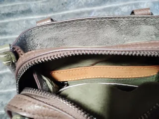 Bolso mano y bandolera Abbacino marrón/plata