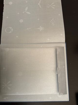 EL GRAN LIBRO DE LOS ARTEFACTOS DE HARRY POTTER...