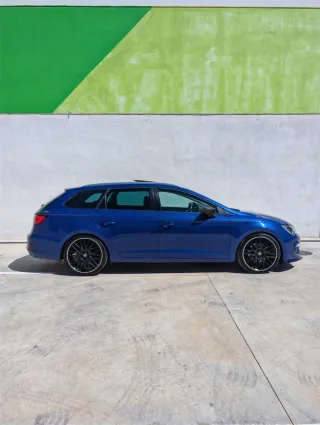 SEAT León ST FR 2.0 TDI 184CV CON 1 AÑO GARANTÍA!