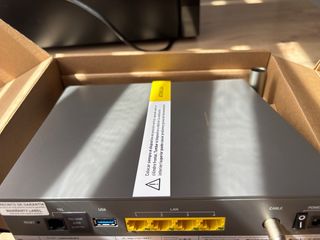 Pack: Router, Deco TV y Extensor WiFi