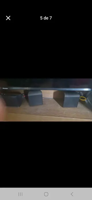 5 altavoces y 1 subwoofer negros