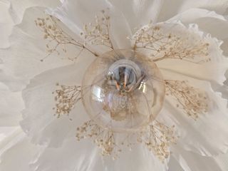 Lámpara artesanal plata y blanco