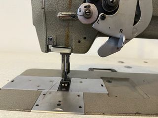 Se vende maquina de dos agujas desembragarle