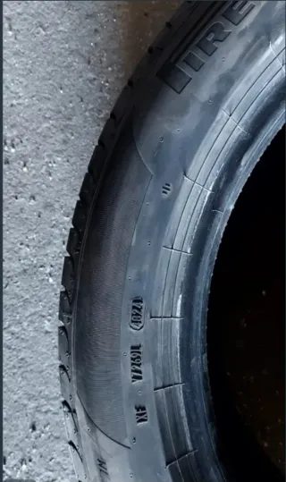 225/50 R18 99W