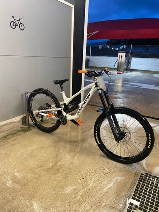 Cuadro Nukeproof DH Reparado