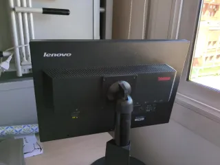 Monitor Lenovo ThinkVision Negro