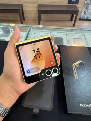 Samsung Z Flip 6 Giallo 256GB