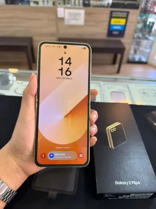 Samsung Z Flip 6 Giallo 256GB