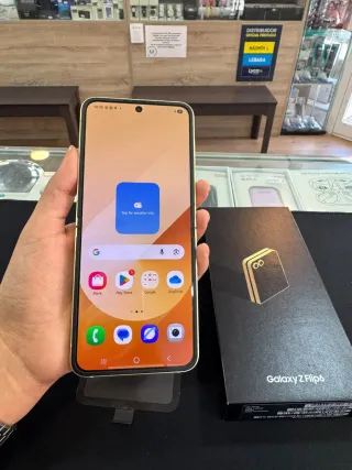 Samsung Z Flip 6 Giallo 256GB