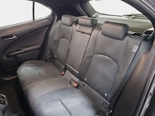 Lexus UX 2.0 250h Premium