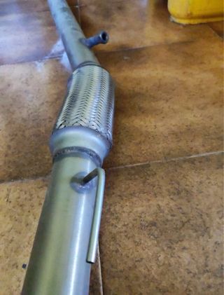 Tramo intermedio escape Clio IV