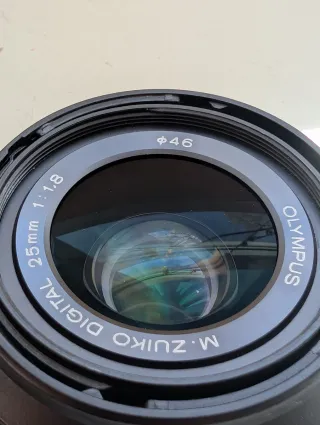 Objetivo Olympus M.Zuiko 25mm f1.8 MSC