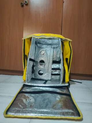 Mochila Glovo Amarilla
