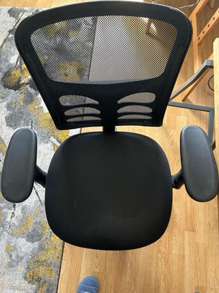 Silla ergonómica de oficina negra