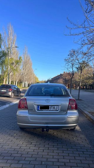 Yoyota Avensis 2006