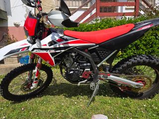 Moto enduro Fantic XEF 250 4T