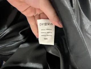 Vestito corto nero elegante