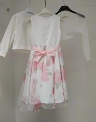 Completo bambina: giacca, abito e coprispalle