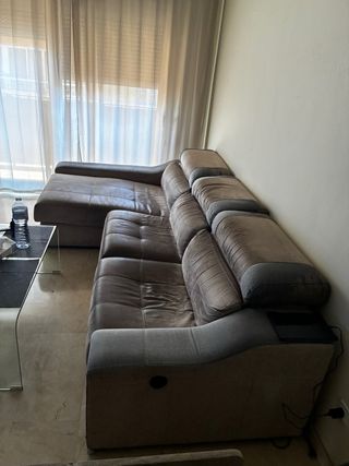 Sofá modular marrón y gris