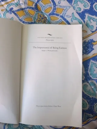 Oxford Bookworms Playscripts: The Importance of...