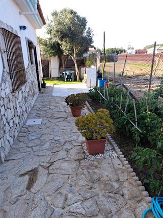 ALQUILER CASA LAS TRES PIEDRAS, CHIPIONA