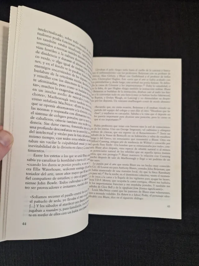 Miranda Carter. Anthony Blunt, el espía de...