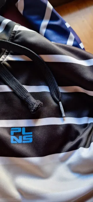 Chaqueta sudadera con capucha multicolor