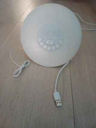 Despertador efecto amanecer blanco con radio