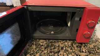 Microondas Rojo Mandine