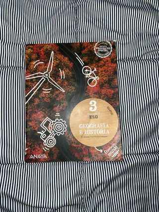 Libro de geografía e historia
